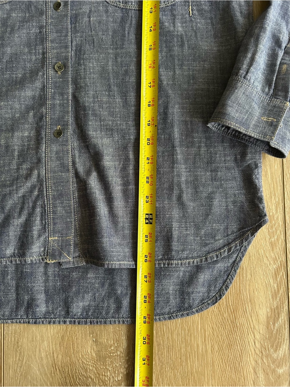 Madewell denim button-up long sleeve collared shirt - Rinse wash - Picture 4 of 8